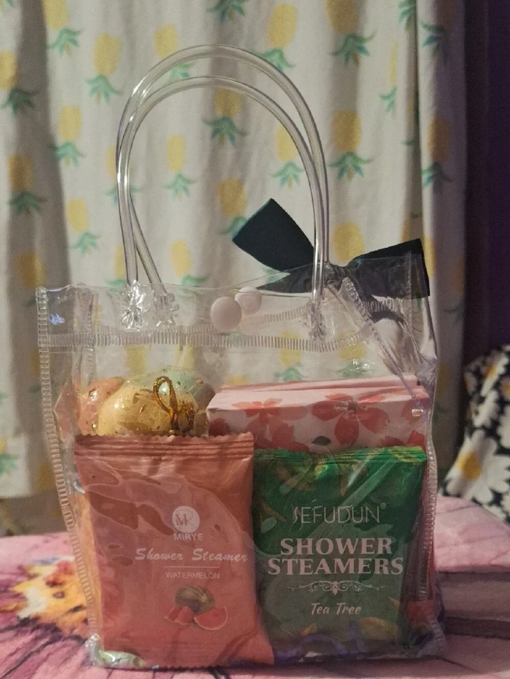 Bath Salt & Coconut Vanilla Gift Set - Clear Tote with Green Bow